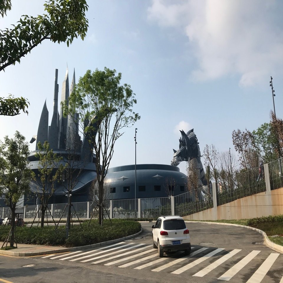 中国の巨大VRテーマパーク『東方科幻谷』に潜入してみた！｜とびきりやさしいビットコイン・ウォレットアプリ Yenom