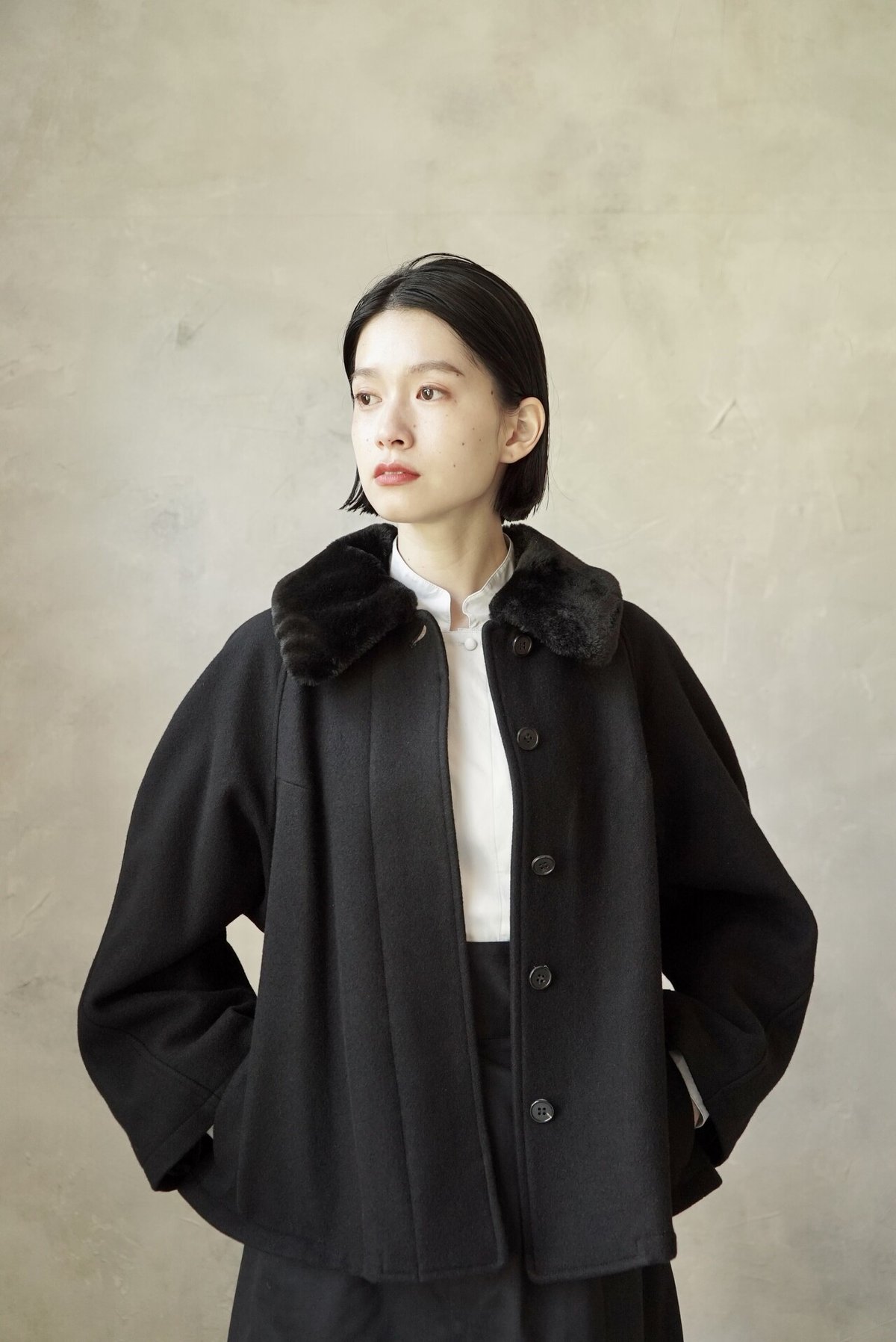 11/17（水）の販売情報】最高のエコファーでクラシカルなハーフコート  