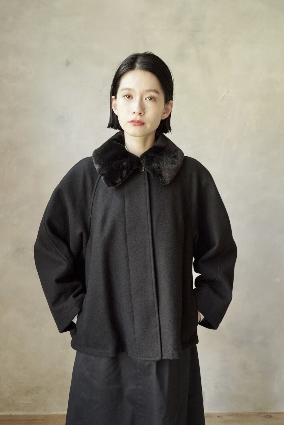 11/17（水）の販売情報】最高のエコファーでクラシカルなハーフコート  