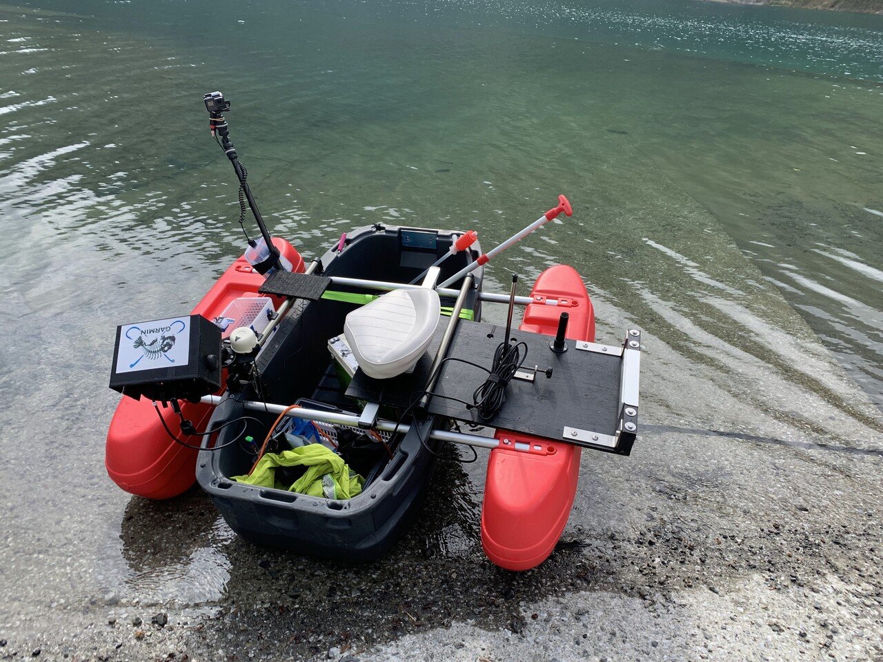 フロートボートでワカサギ釣りを快適にするには どのように改造していく 力丸 Note フロートボートでワカサギ釣りを快適にするには どのように改造していく 力丸 Note