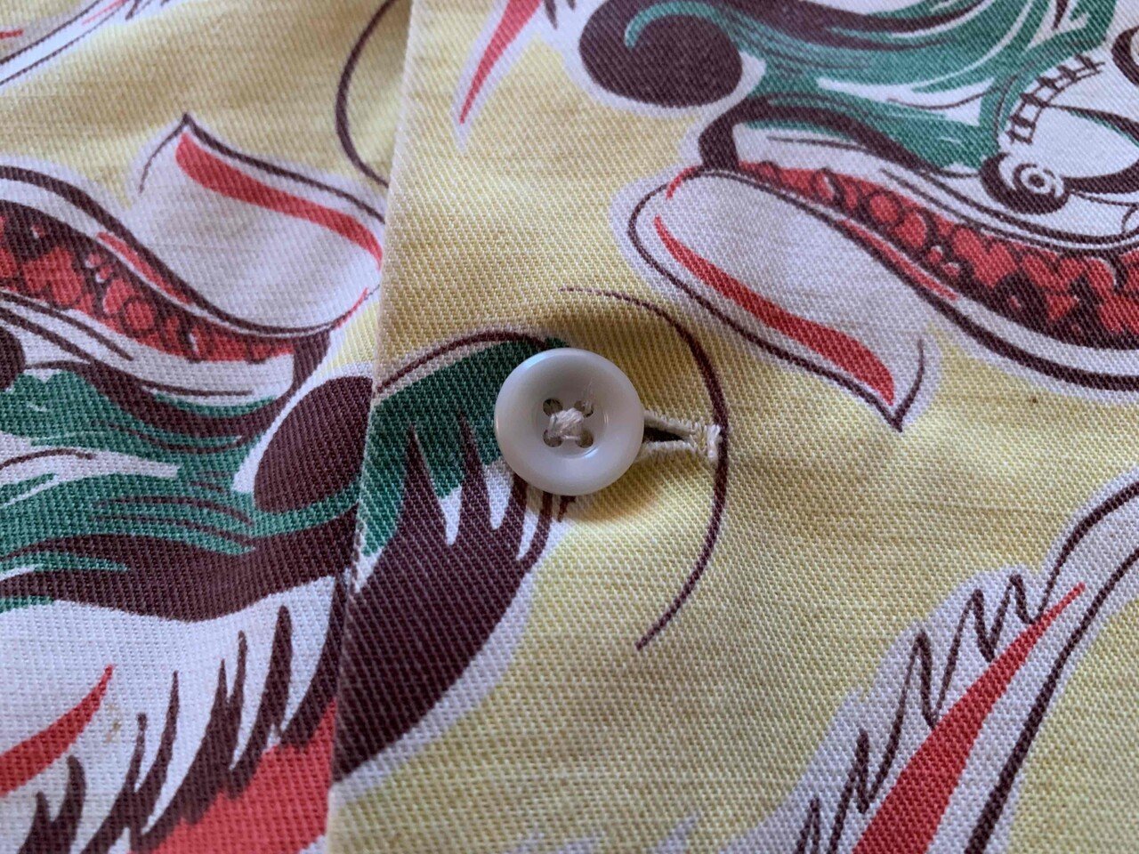 古着】アロハシャツの年代の見分け方【ヴィンテージ】|ミナガワ 古着】アロハシャツの年代の見分け方【ヴィンテージ】|ミナガワ