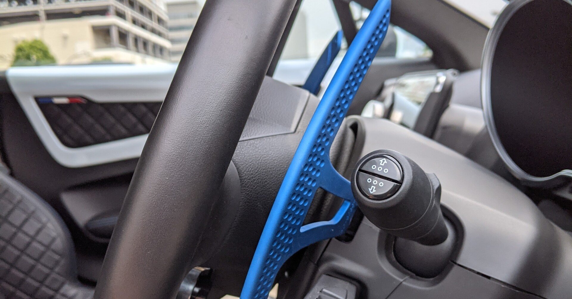 【純正品】アルピーヌ A110 パドルシフト 02b0d88323684e451f571c2640a8cd