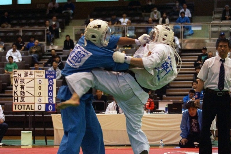 空道 目黒雄太が世界王者 中村知大に勝った19歳 菊地逸人を破りv4を達成 王者が次々とu25世代に敗れる大波乱 世界選手権日本代表の行方は 5 13 全日本空道連盟 18 北斗旗全日本空道体 ゴング格闘技 Note 空道 目黒雄太が世界王者 中村知大に勝った19歳 菊地逸人を破りv4を達成 王者が次々とu25世代に敗れる大波乱 世界選手権日本代表の行方は 5 13 全日本空道連盟 18 北斗旗全日本空道体 ゴング格闘技 Note