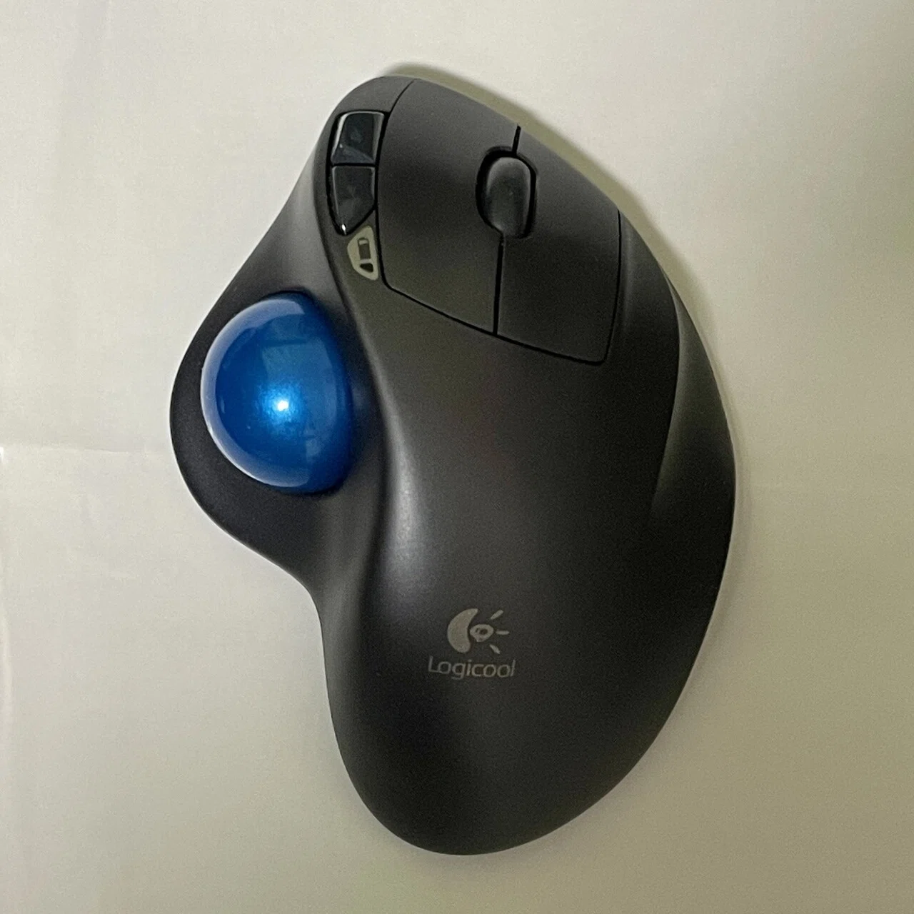 M570t ロジクール(Logicool) トラックボール Amazon.co.jp: ロジクール ワイヤレスマウス シルバー&ブルー トラック