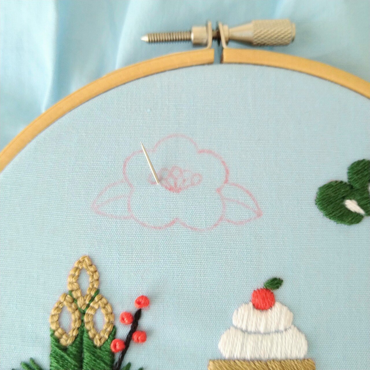 お正月の刺繍枠キットを作ろう🎍 ステップ34 〜椿の刺繍1 お正月の刺繍枠キットを作ろう🎍 ステップ34 〜椿の刺繍1