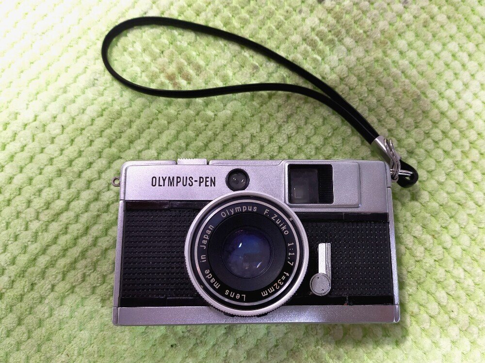 Olympus Pen EEDの分解｜フィルムカメラ修理のアクアカメラ