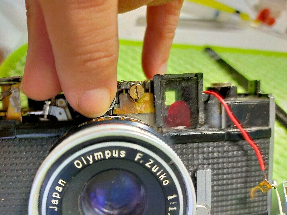 Olympus Pen EEDの分解|フィルムカメラ修理のアクアカメラ Olympus Pen EEDの分解|フィルムカメラ修理のアクアカメラ
