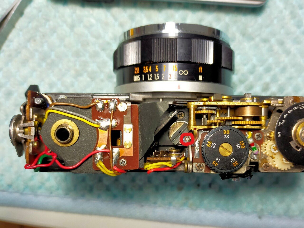Olympus 35DCの分解|フィルムカメラ修理のアクアカメラ Olympus 35DCの分解|フィルムカメラ修理のアクアカメラ