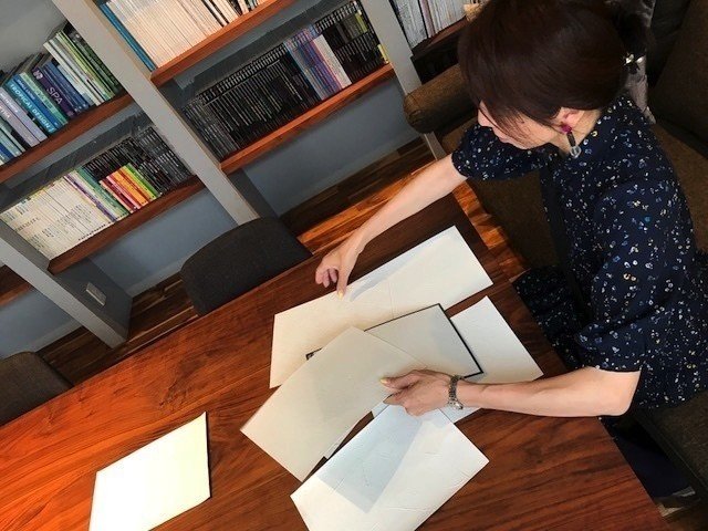 そして 白 問題 白い壁紙の選び方 Interior Design Journal Kaja Design Note そして 白 問題 白い壁紙の選び方 Interior Design Journal Kaja Design Note