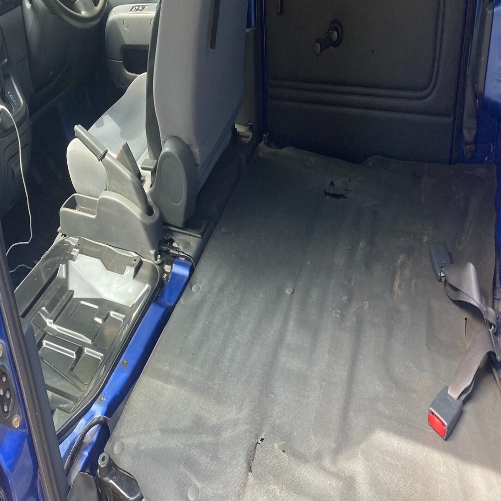 ハイゼットデッキバンの車中泊仕様 一城ひとま Note