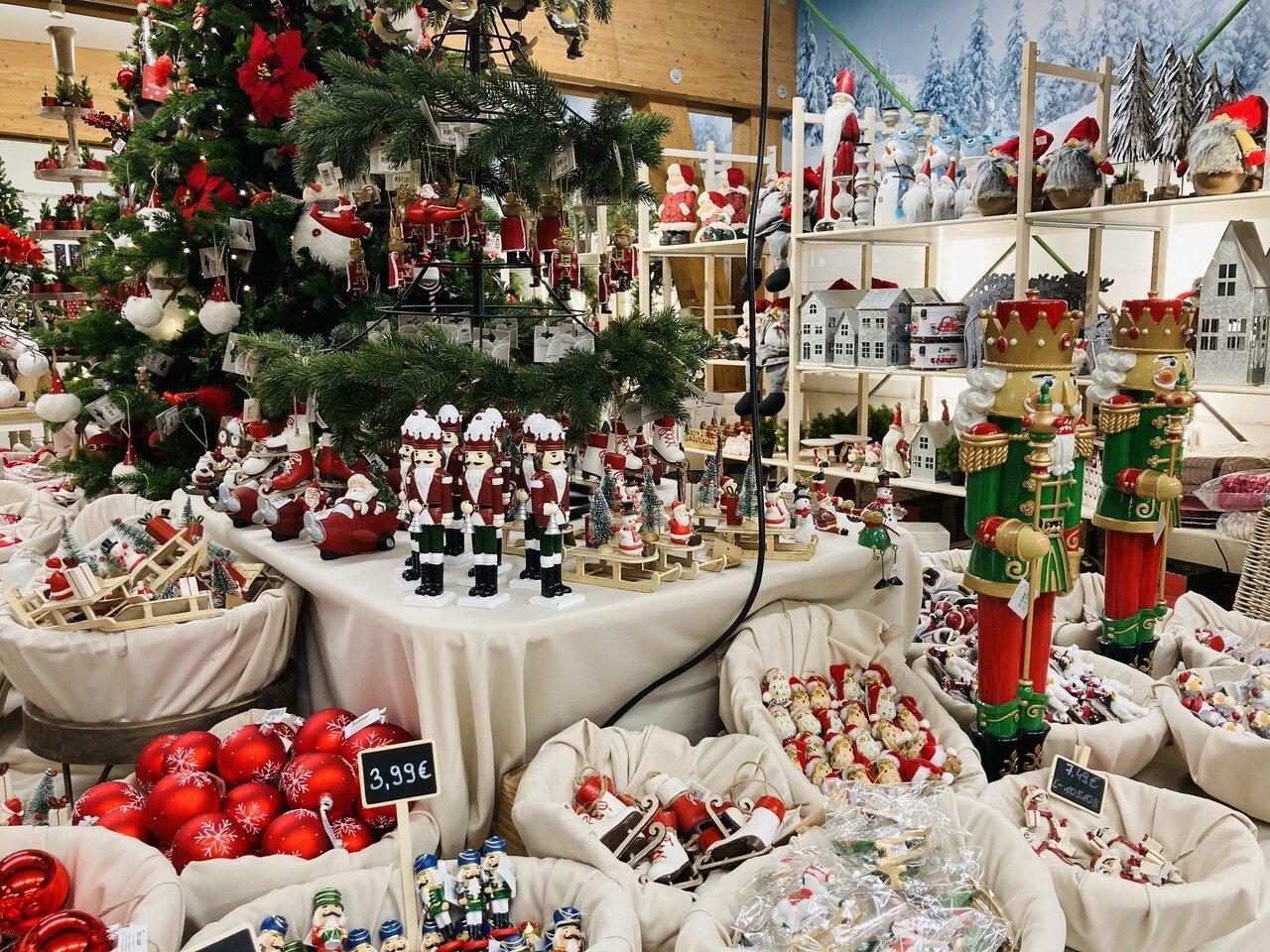 ドイツのクリスマス文化②、ツリーや飾り｜世界の人に聞いてみた