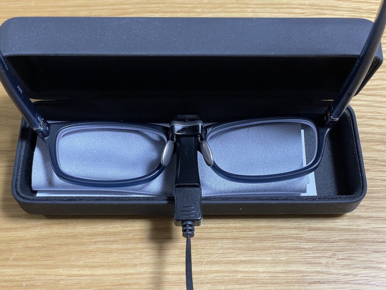 未使用・美品】JINS MEME(ジンズミーム) スマホ連動ウェアラブル 未使用・美品】JINS MEME(ジンズミーム) スマホ連動ウェアラブル