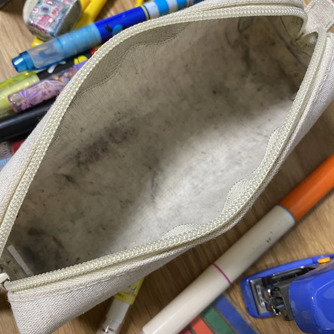 物持ちが良すぎる（？）私の、筆箱の中身｜水田たまり
