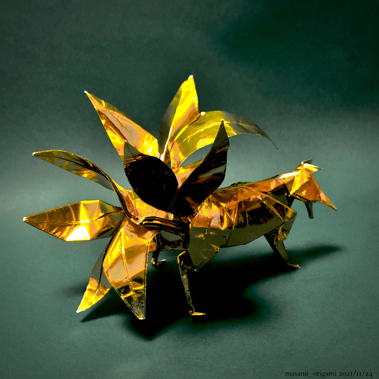 九尾の狐 ホイル折り紙で重厚感たっぷり Nine Tailed Fox With Foil Paper まさにぃ Note