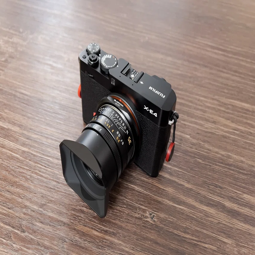 FUJIFILM X-E4のファーストインプレッション｜T.Sakurada