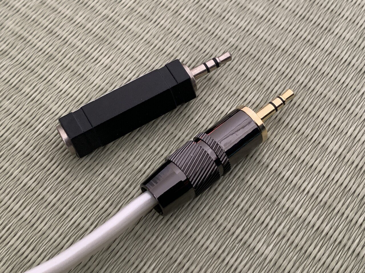 今更聞けない】ATEM miniの外部音声入力用ケーブルって結局どれ 今更聞けない】ATEM miniの外部音声入力用ケーブルって結局どれ