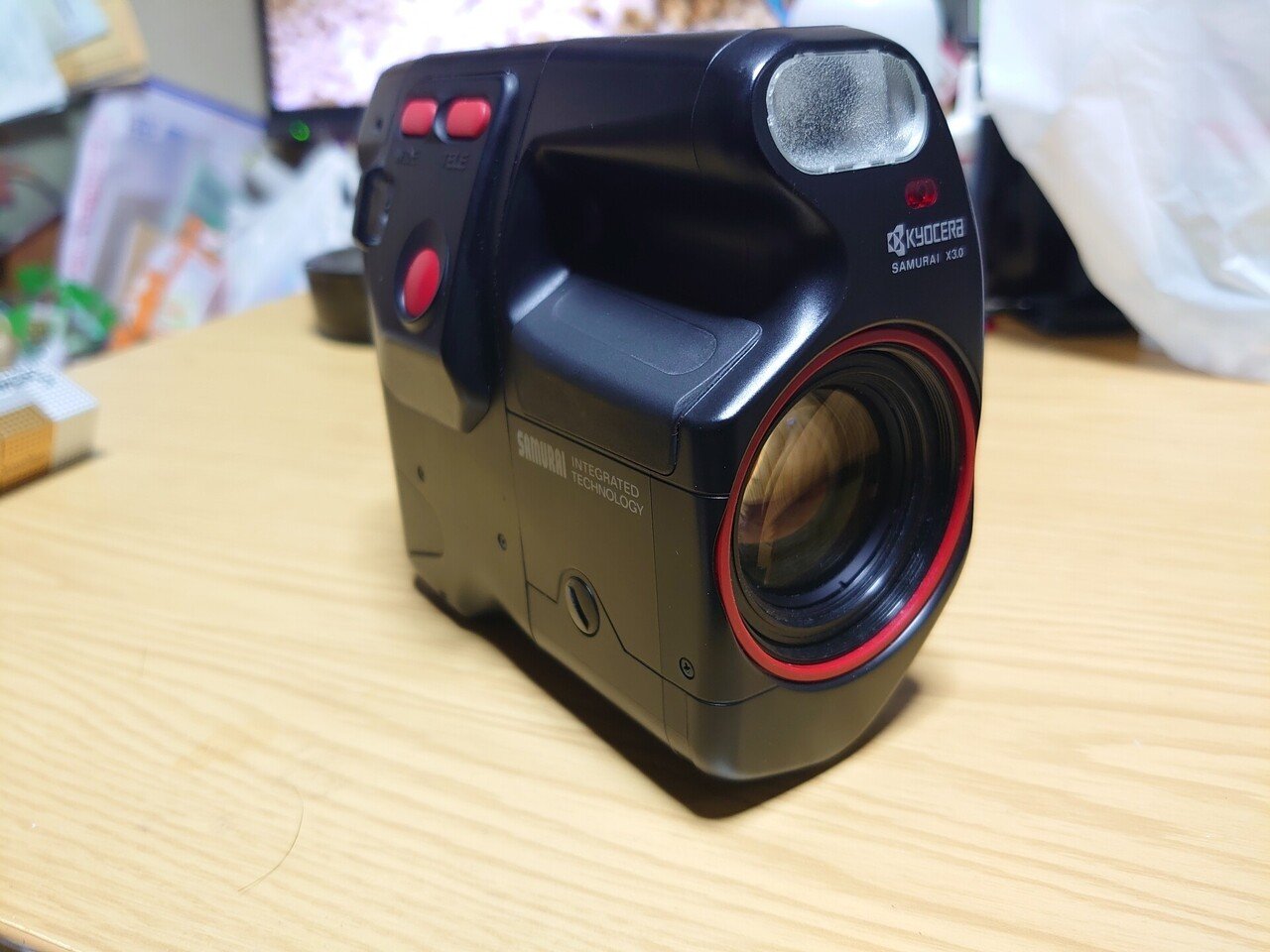 kazのこんなカメラ ⑲ 京セラ SAMURAI X3.0｜kaz@Pinguist!