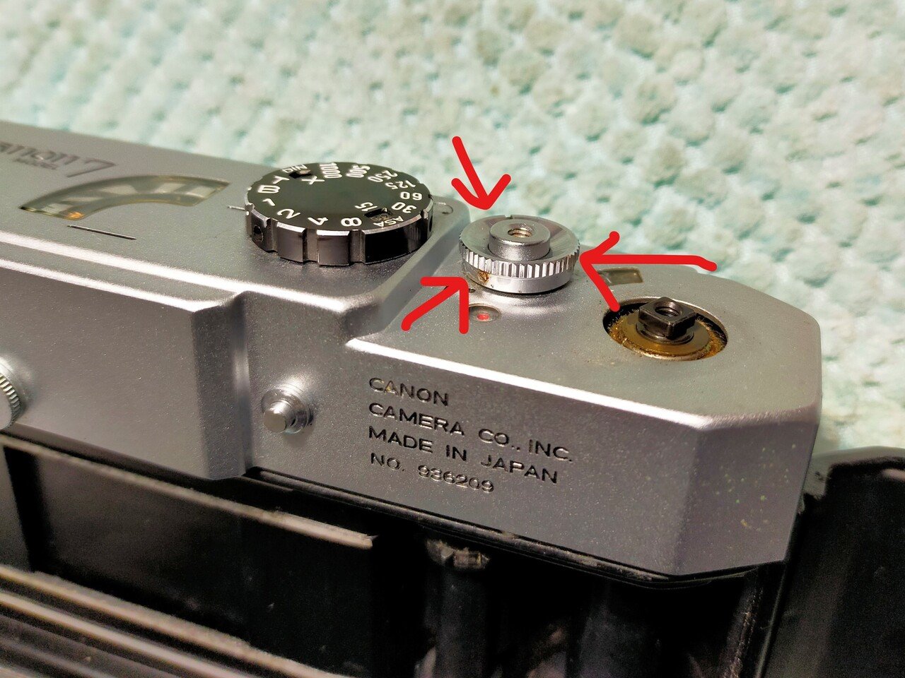 Canon 7 レンジファインダーの分解｜フィルムカメラ修理のアクアカメラ