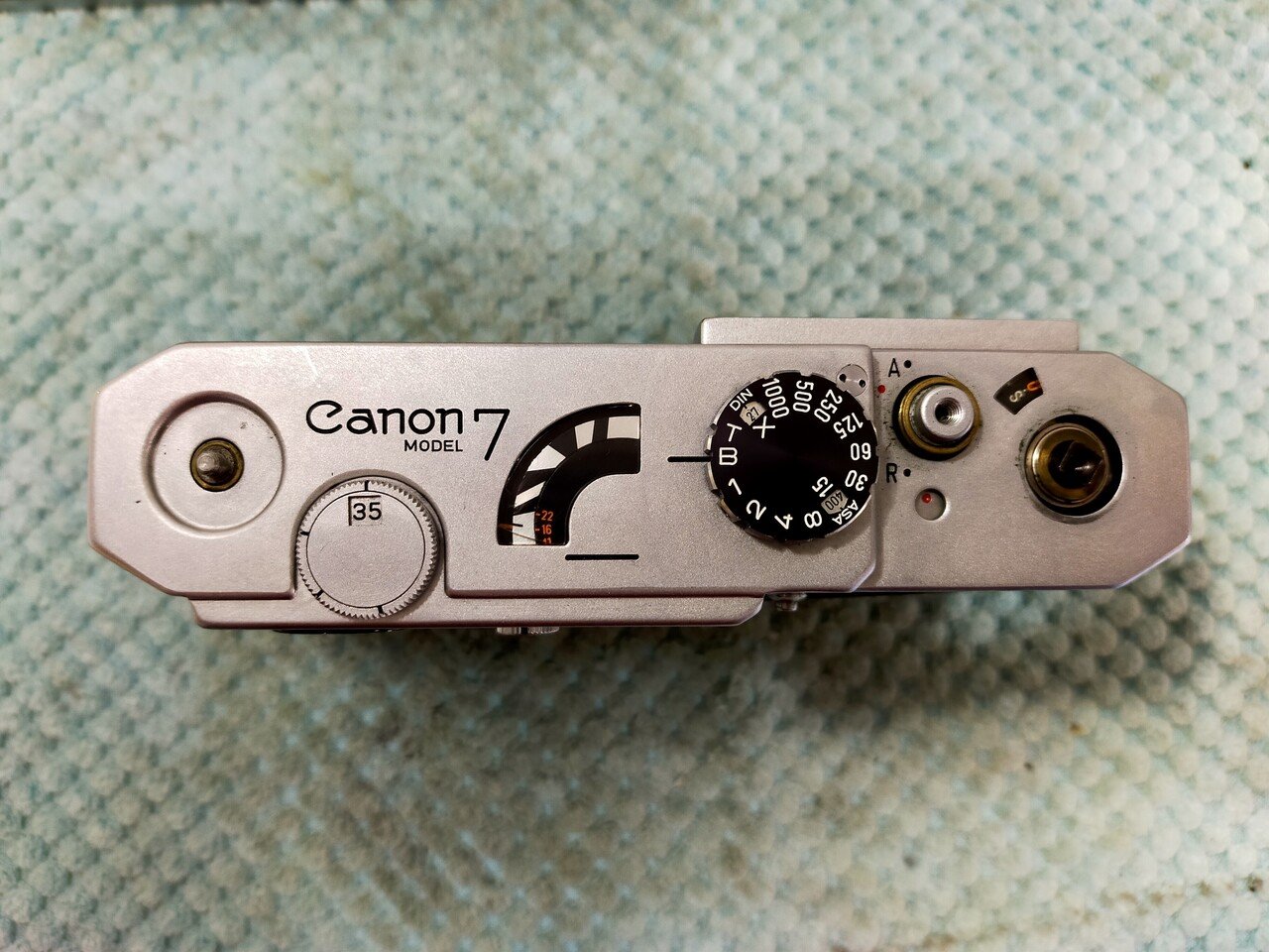 Canon 7 レンジファインダーの分解｜フィルムカメラ修理のアクア