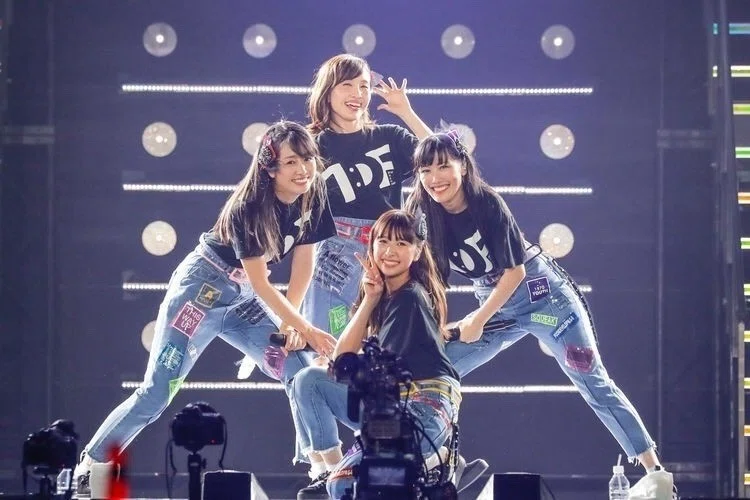 ももいろクローバーZ 東京ドームBD5枚組 桃響導夢 春の一大事東近江ももクロ 日々是好日】ももいろクローバーZ＠東京ドームを見てきました。｜JT
