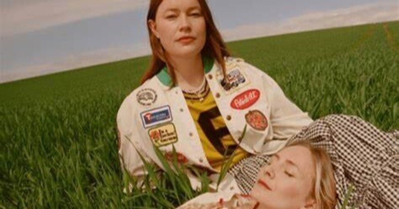 洋楽 Chaise Longue /Wet Leg Wet Leg - Chaise Longue (Official Video) - YouTube