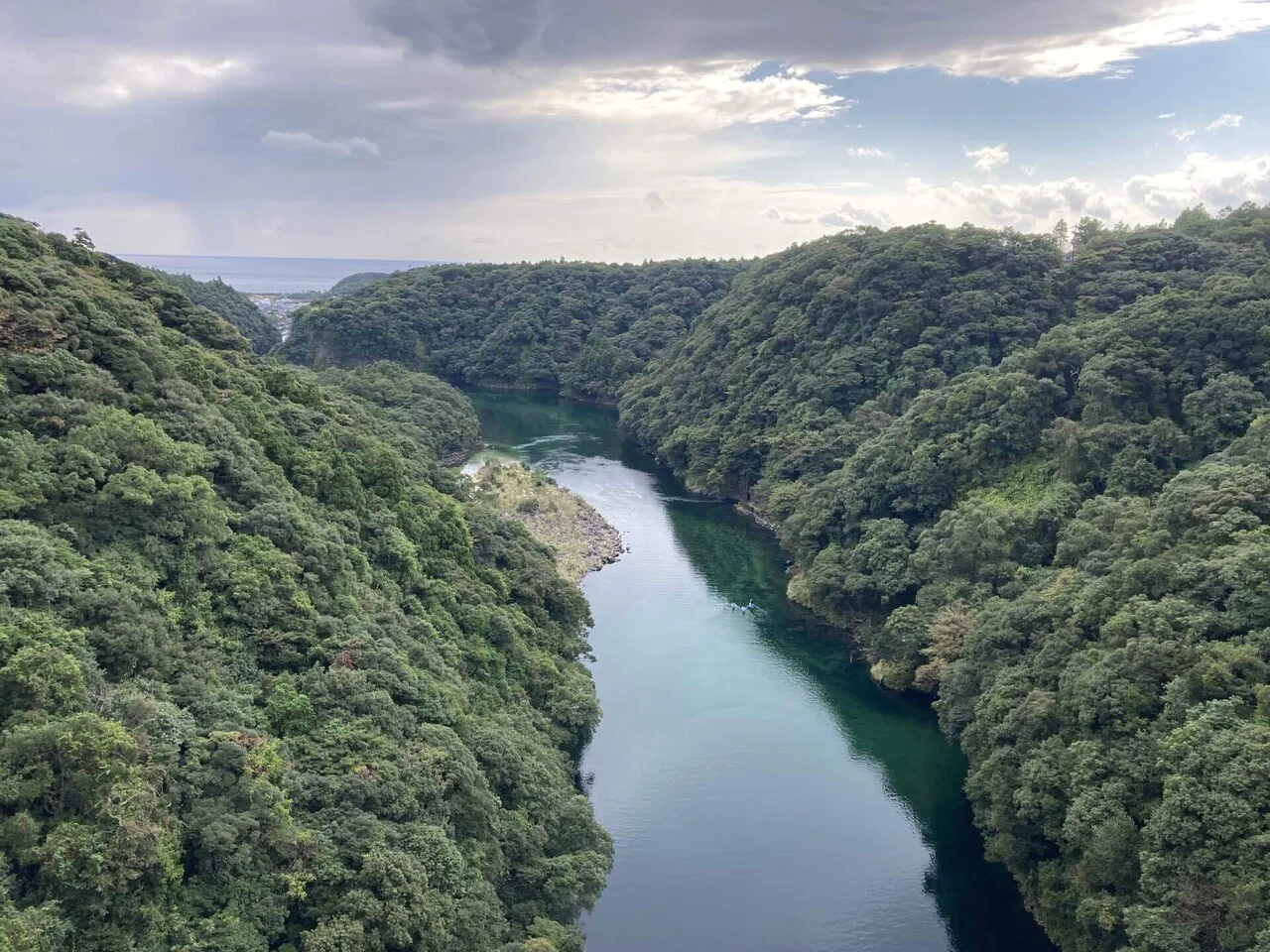 山と海の繋がりを体感する屋久島の旅3.山の神秘に触れる｜大森 雄貴