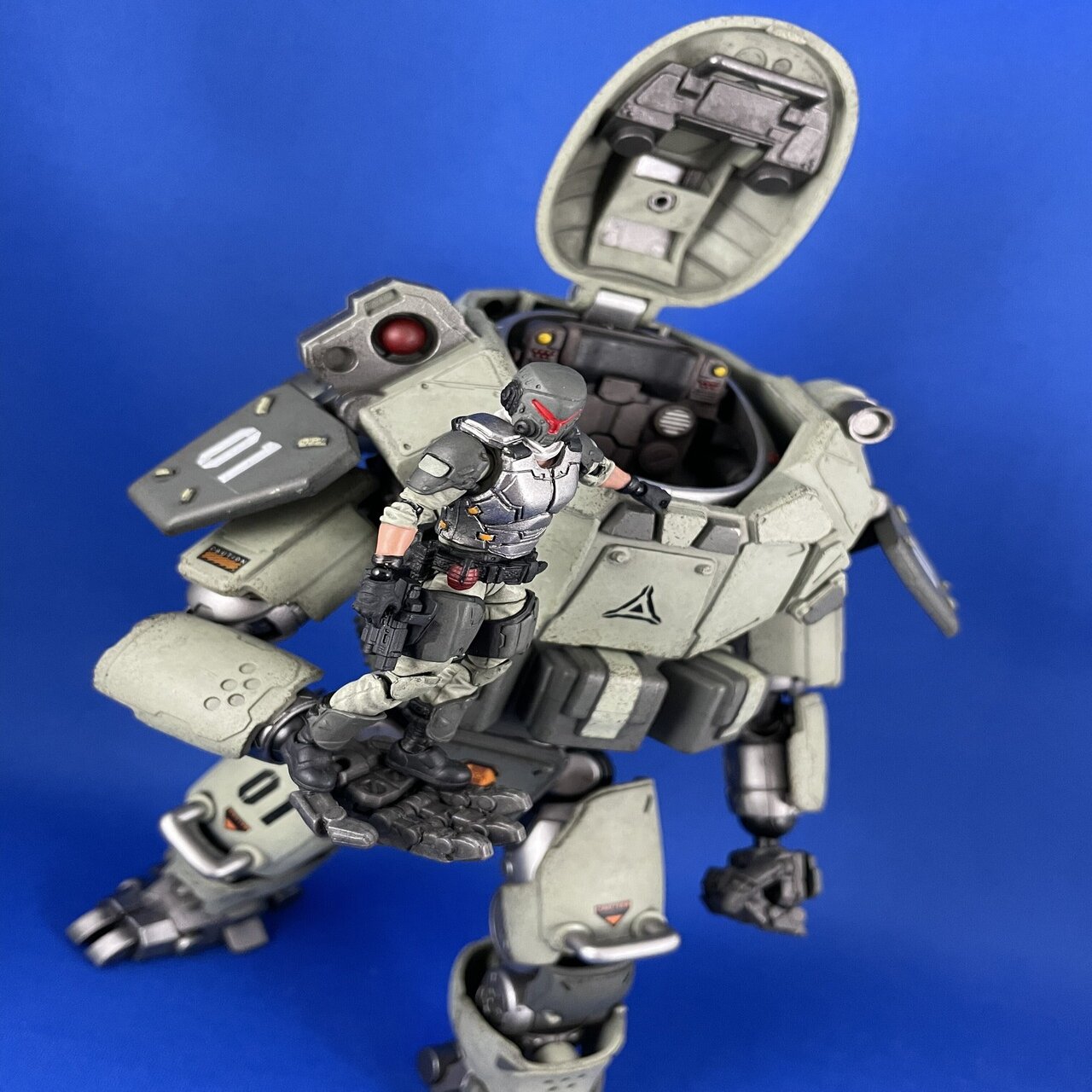 人型メカに乗れ!】JOYTOY暗源 IRON WRECKER 01 ASSAULT MECHA｜すとら