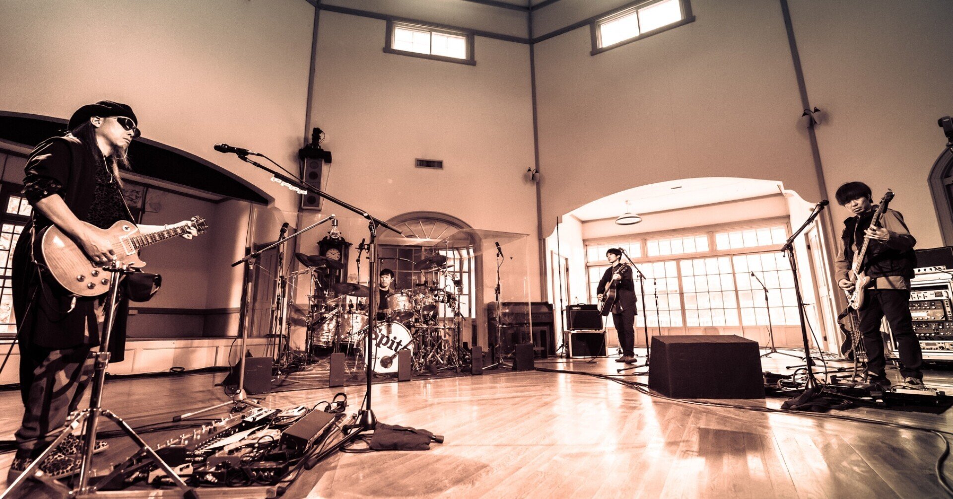 スピッツを追って 北の大地へ 優しいスピッツ ライブレポート 第1回 Wowow スピッツを追って 北の大地へ 優しいスピッツ ライブレポート 第1回 Wowow