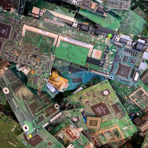 都市鉱山 フレキ・基板など 金抽出 写真5枚載せてます フレキシブル