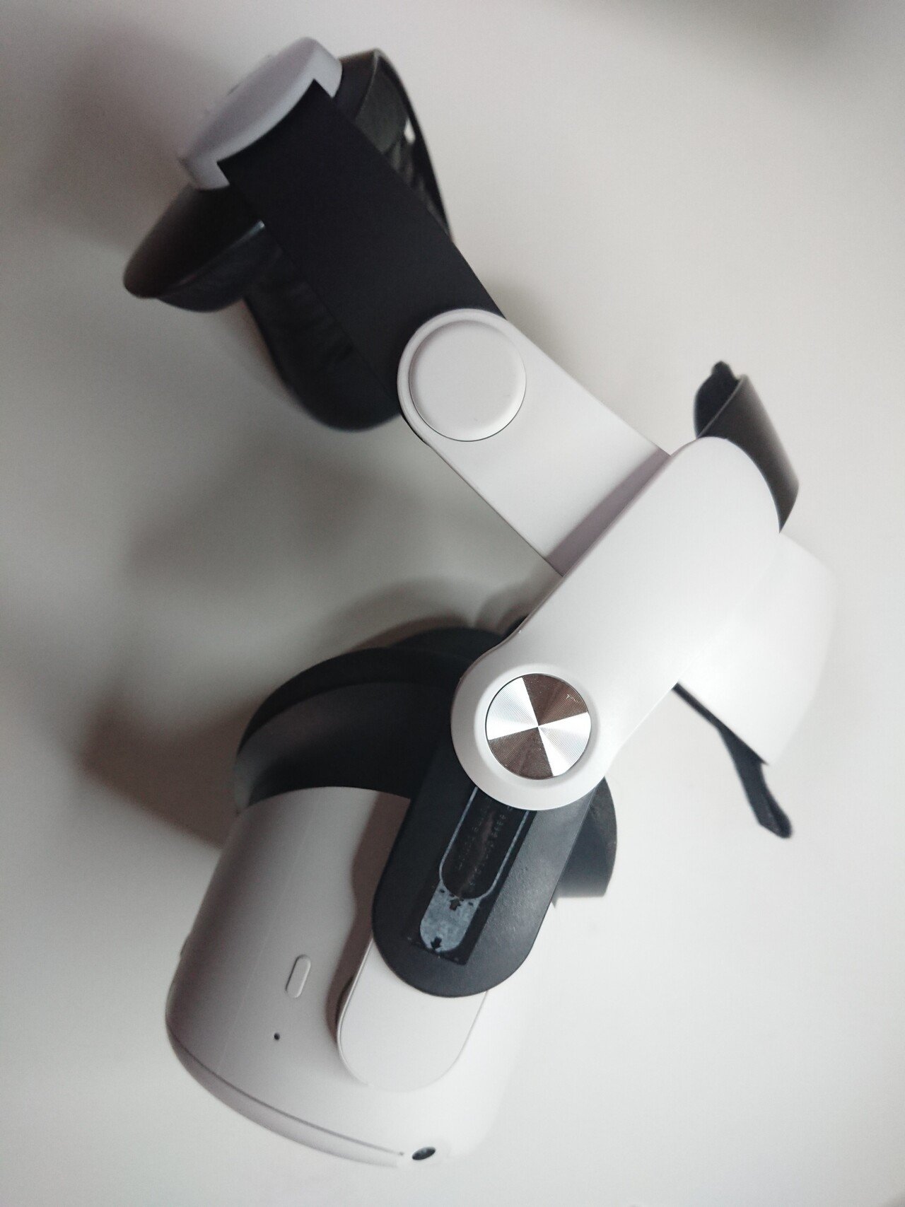 OculusQuest2をフリップアップできるストラップを買ってみた