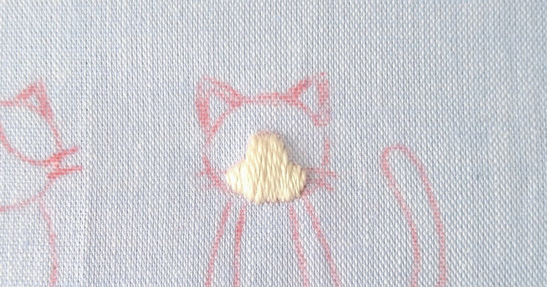 672 コロ葱(マロ)専用猫顔刺繍付きオーバーオール　ハンドメイド2点 売れ筋新商品 猫が完成しました 刺繍作家のBlog - 〜刺繍