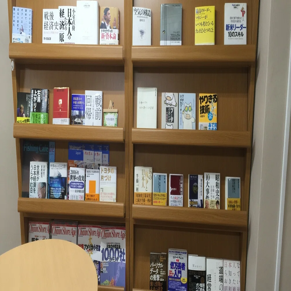 社内ブックカフェと利他と企業の社会貢献 富永朋信 プロフェッショナルマーケター 幸せをつかむ戦略 著者
