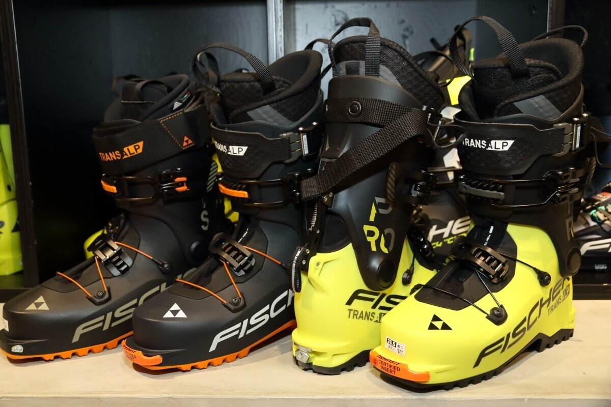 SKI GEAR 2021/22> 最新ブーツ情報 ラング&フィッシャーの本格 SKI GEAR 2021/22> 最新ブーツ情報 ラング&フィッシャーの本格