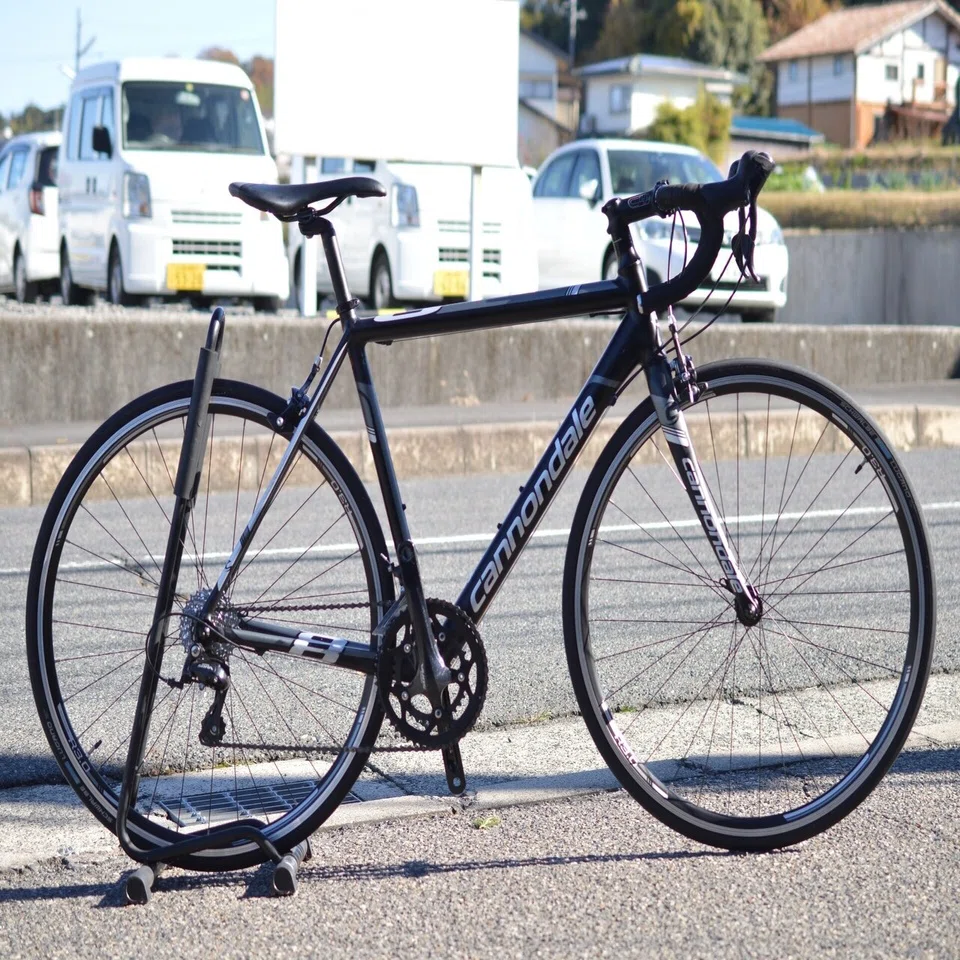 cannondale CAAD8 SORA｜HY CYCLE ロードバイク出張買取・修理メンテ専門