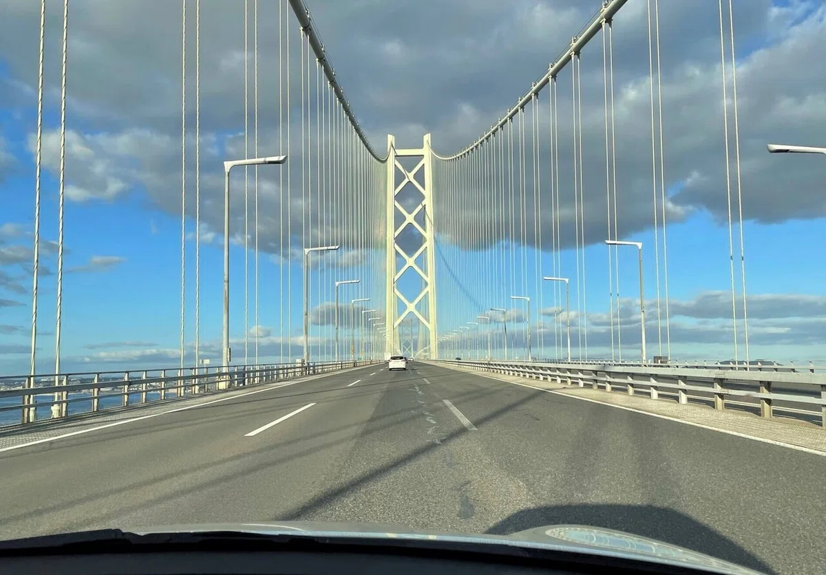 明石海峡大橋道路