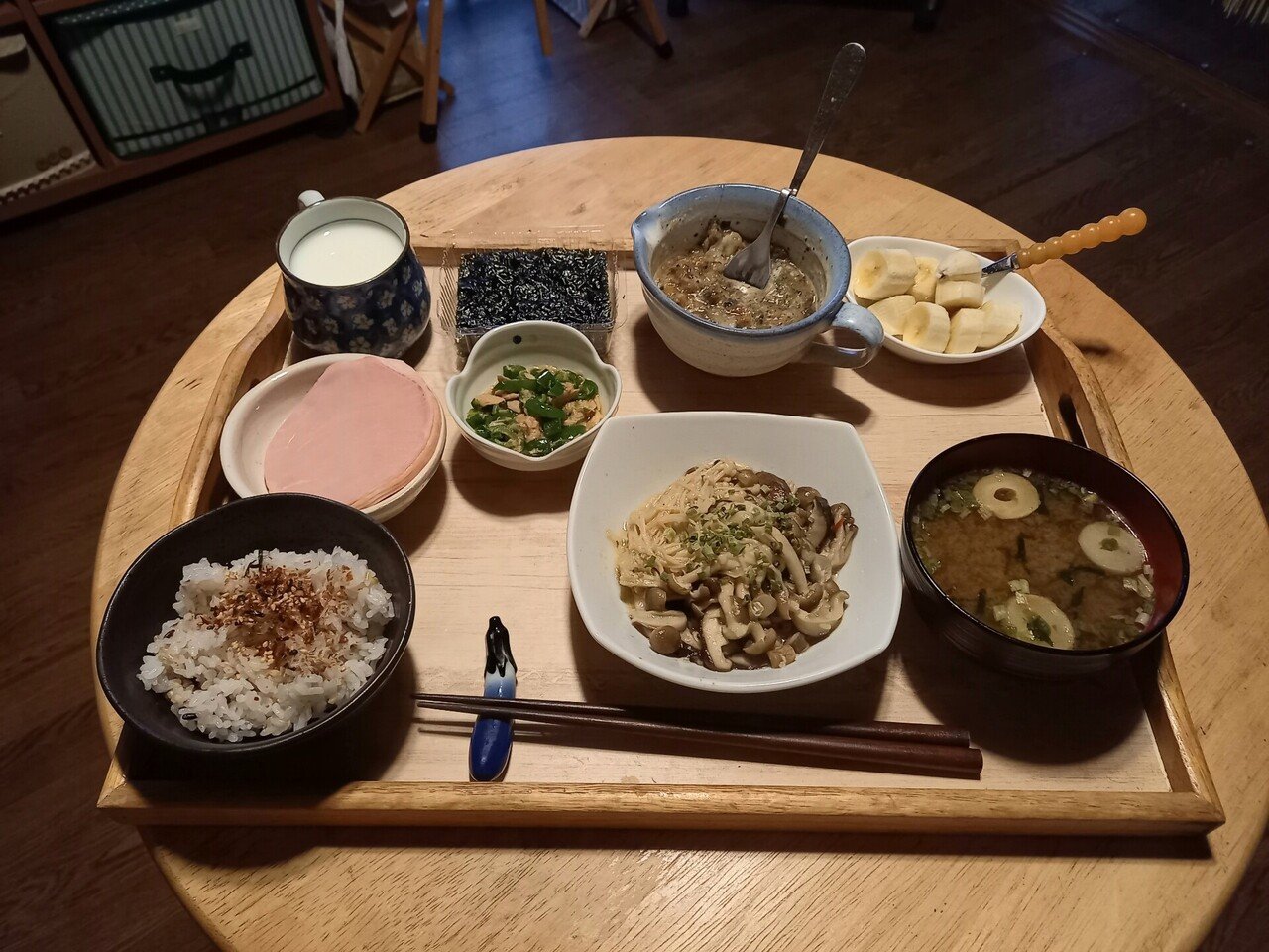 本日の朝食はたっぷりきのこ塩麹炒めです 柘榴 Note