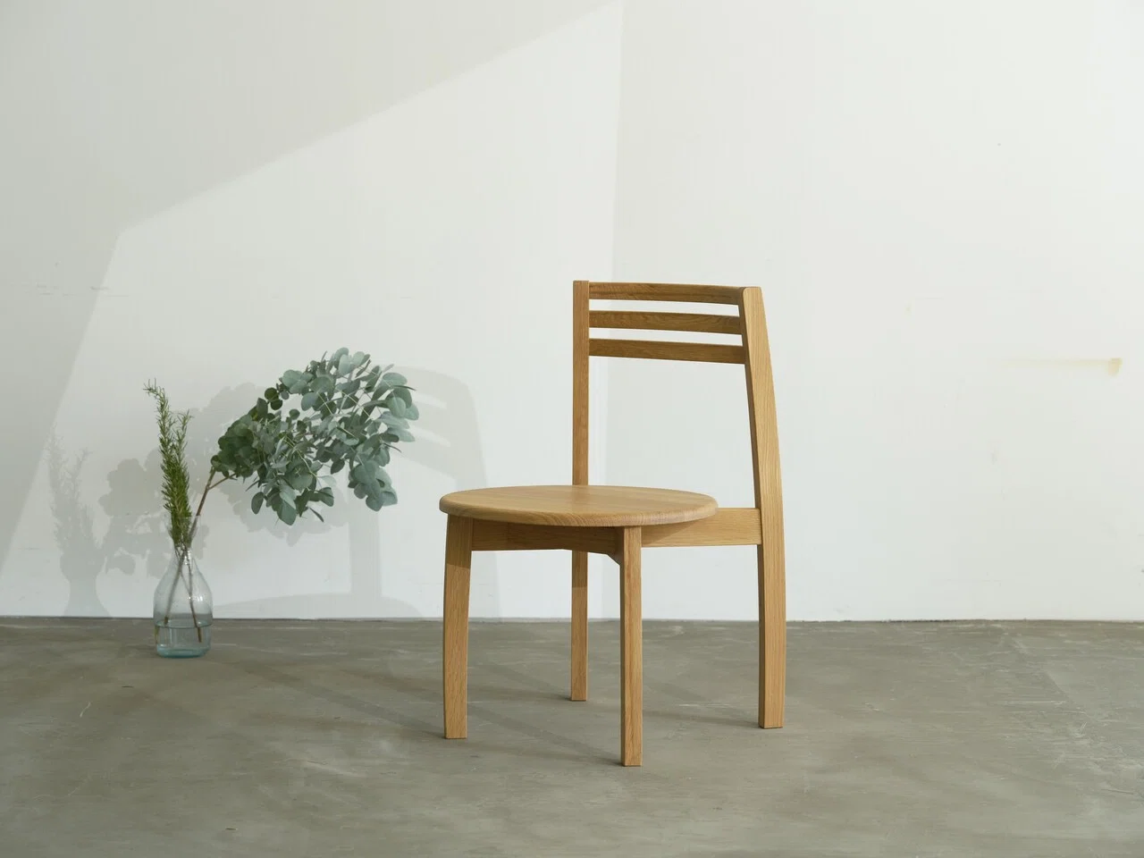 ウイスキーを育んだ樽の第2の人生・・・サントリーが家具を作る理由と