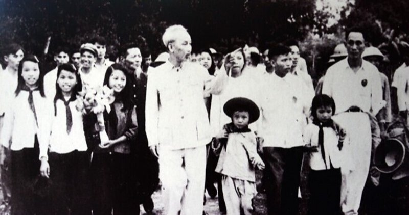 ホー・チ・ミン主席のベトナム民主共和国独立宣言、ほか