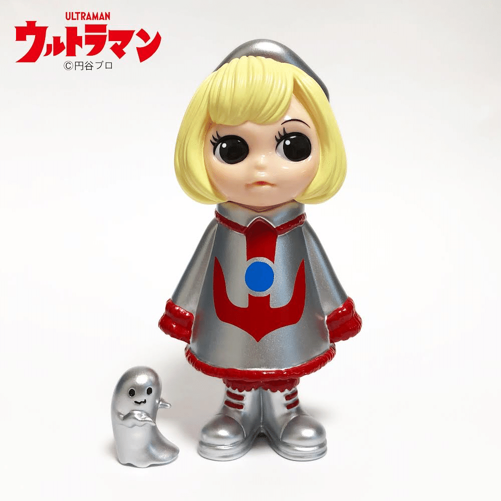 ウラミーつらみ ウルトラマンコート｜ししまるもも(SisimaruMomo)