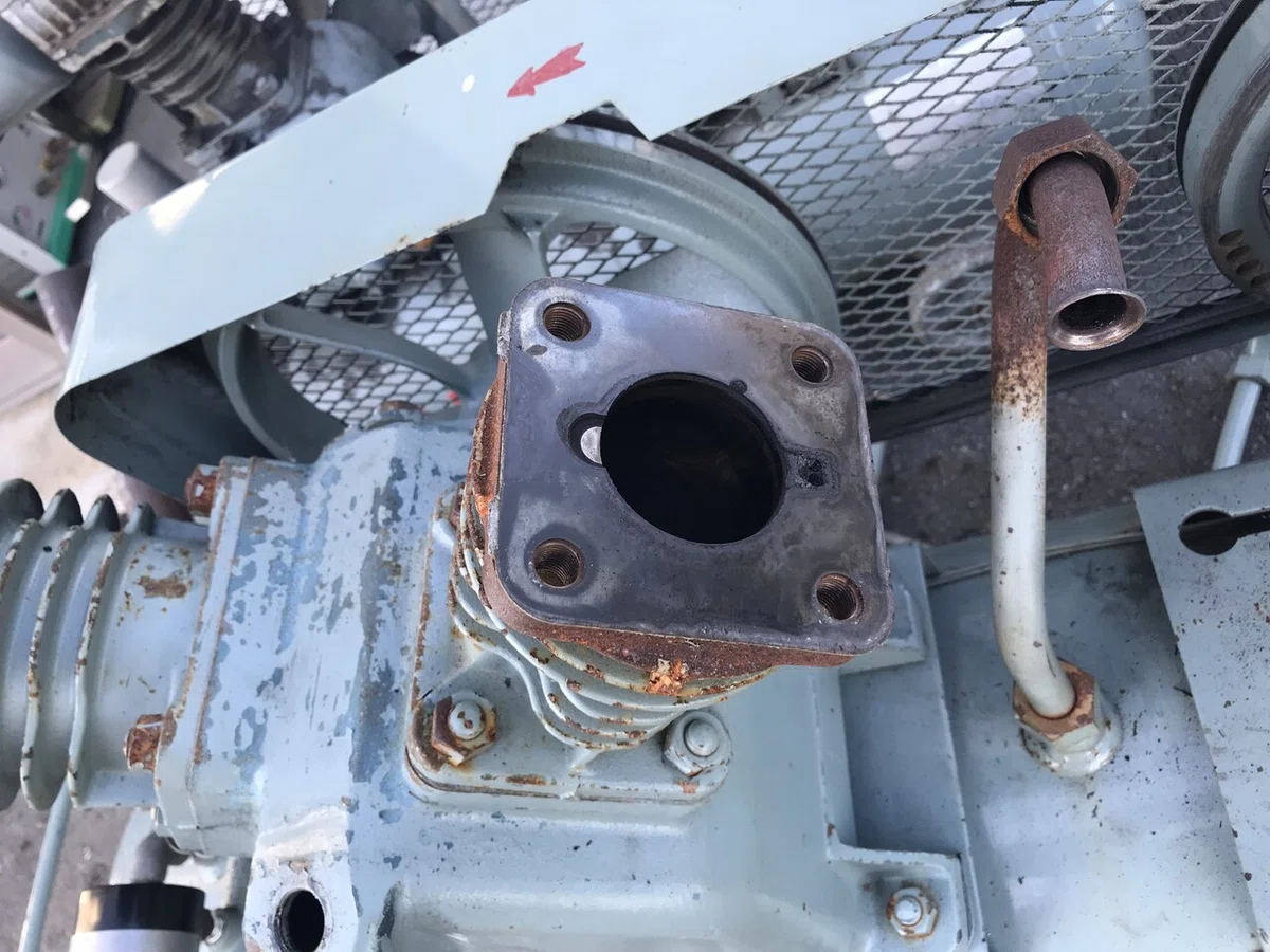 コンプレッサー】日立ベビコンオーバーホール修理 3.7P-9.5V 不良の 