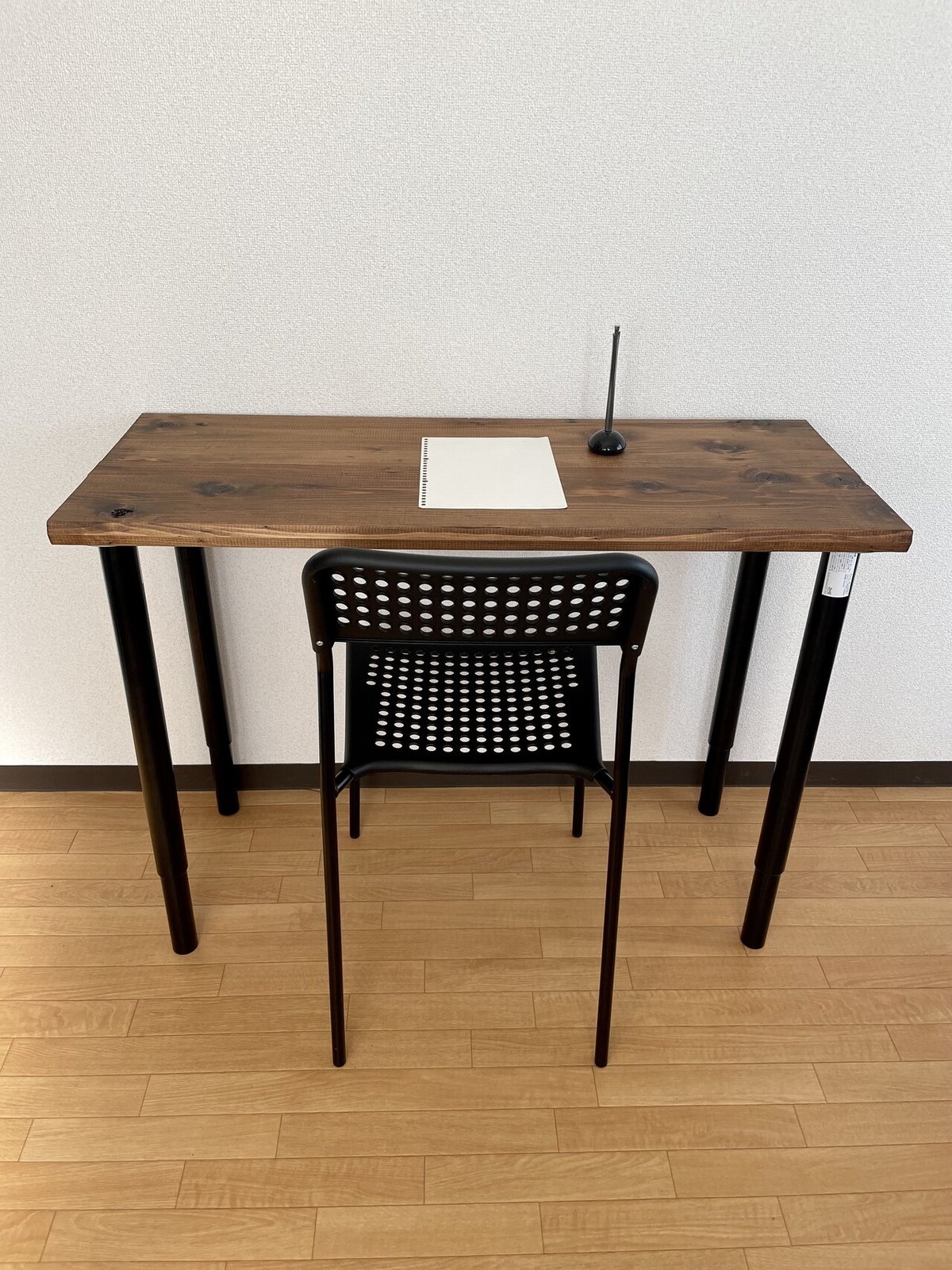 IKEAの手動昇降デスク IKEAの手動昇降デスク