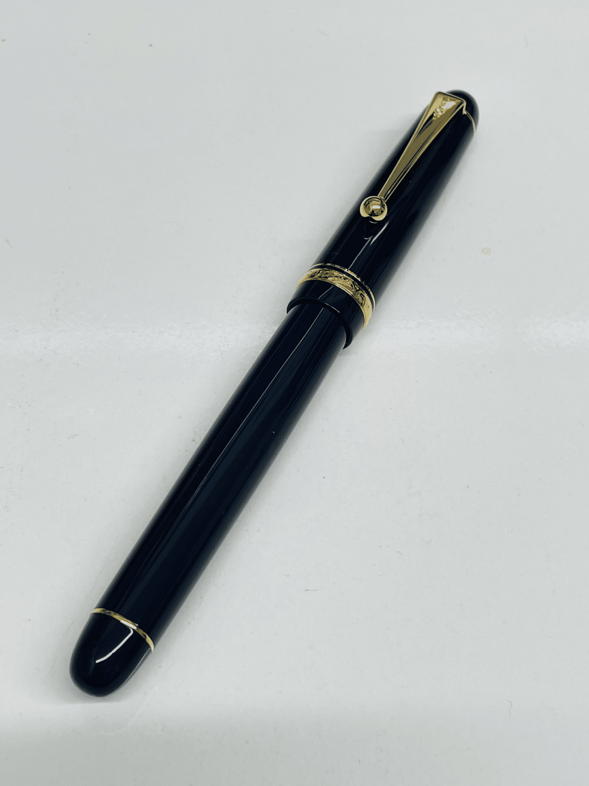 万年筆:パイロットカスタム74 紺×金 F|桑原和弘/100年経営 万年筆:パイロットカスタム74 紺×金 F|桑原和弘/100年経営