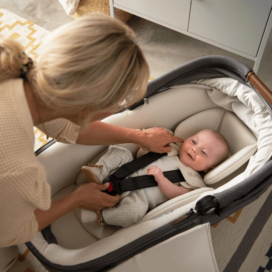 Nuna Cari Next ヌナ キャリーコット キャリネクスト（新商品】ライフ 