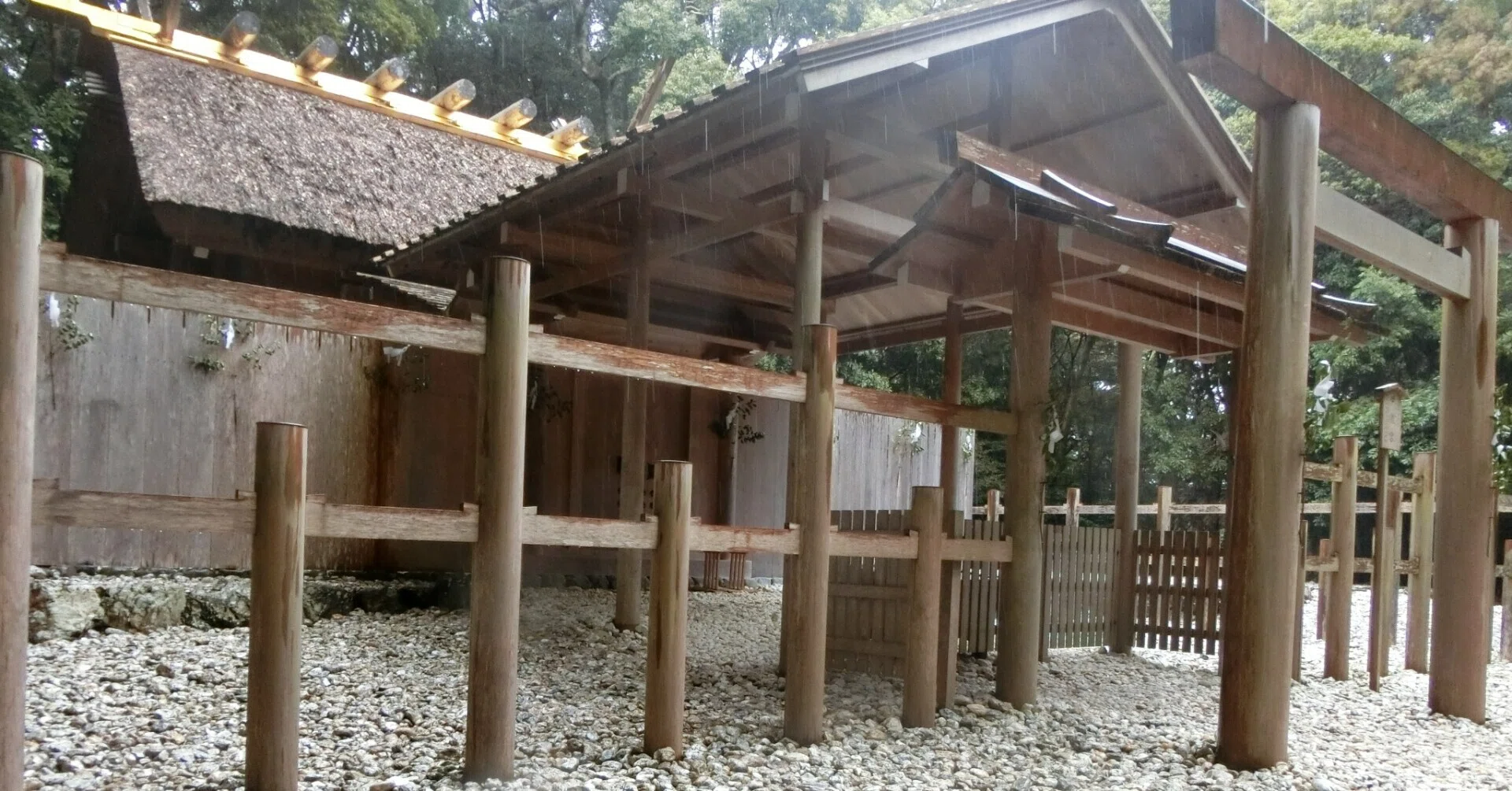 伊勢神宮125社別宮「伊雑宮」奥宮「上之郷の石神」も忘れずに