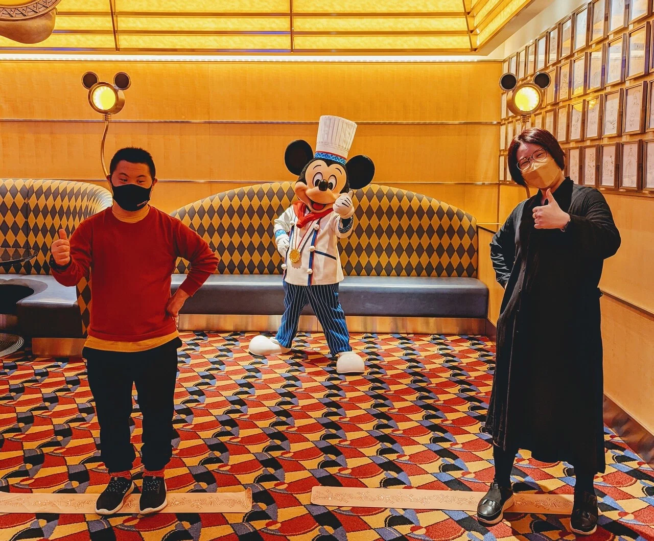 ディズニーランドの乗りものについていけなくなった日のこと｜岸田奈美