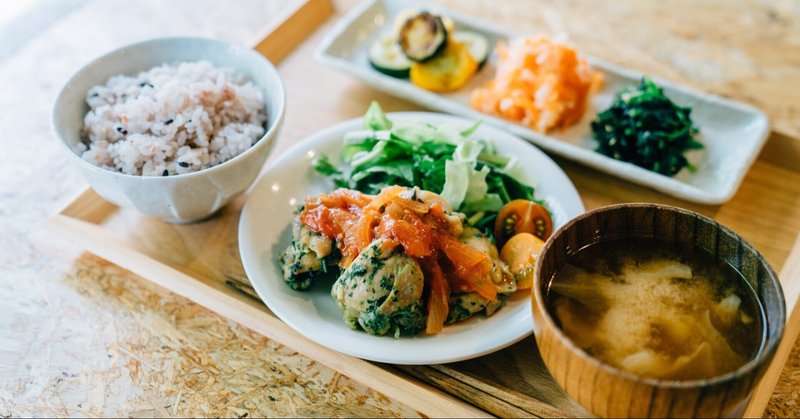 食べるのが早い人、遅い人