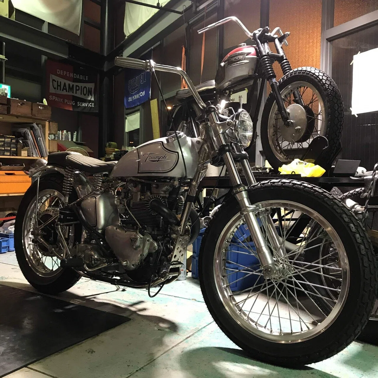VINTAGE TRIUMPHの教科書。年代とモデル紹介編。｜Mr.『Q』