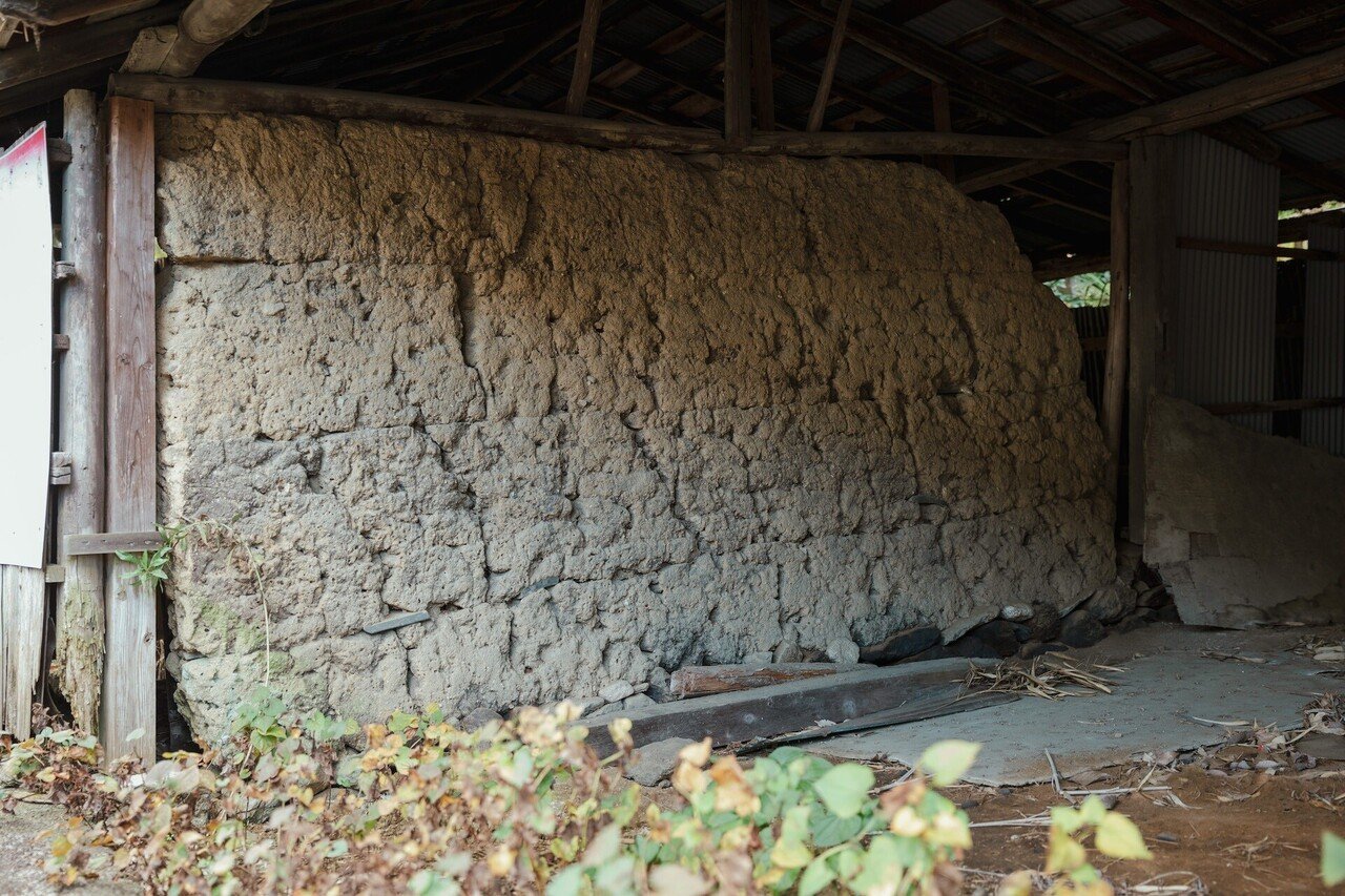 レポート 京都 奈良の土壁めぐり 奈良編 土地の人がつくった土壁めぐり 奈良 山の辺の道 New Traditional Note レポート 京都 奈良の土壁めぐり 奈良編 土地の人がつくった土壁めぐり 奈良 山の辺の道 New Traditional Note