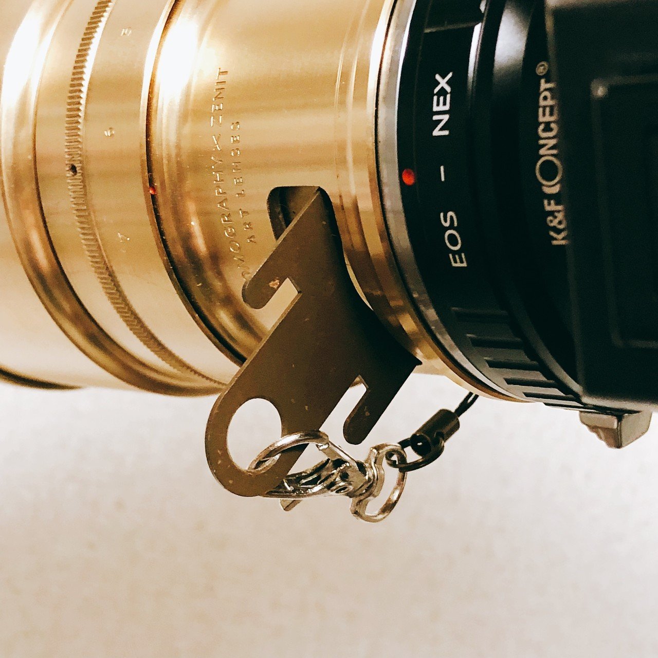 真鍮製 大きなレンズ ペッツバール Petzval Lens 3本目 Brevette 47 ロモ、真鍮製で渦巻きが調整できるペッパーレンズ「New Pet zval 58