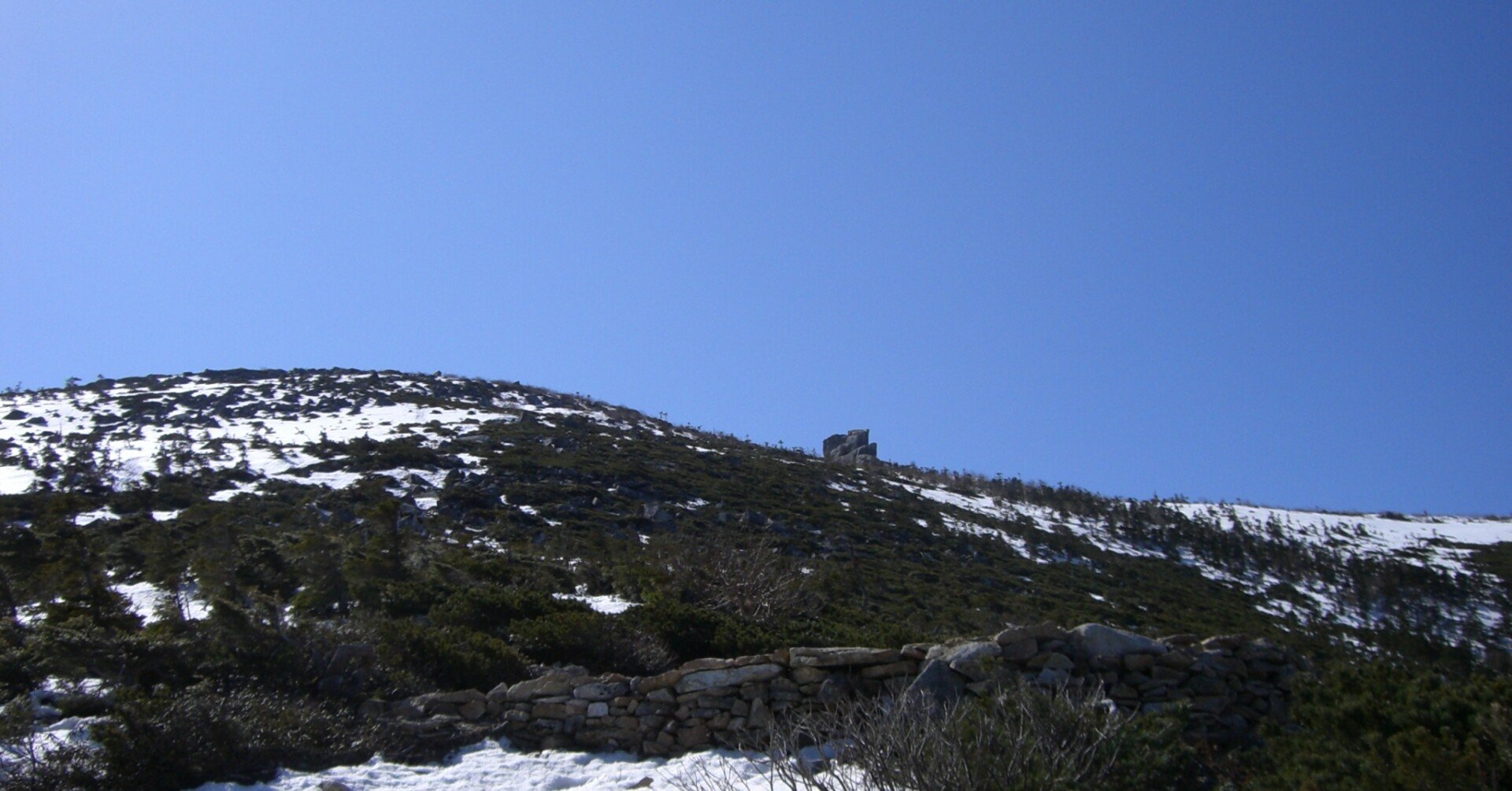 奥秩父の盟主金峰山へ、日本百名山77座目｜させぼ山酔倶楽部 よっちゃん